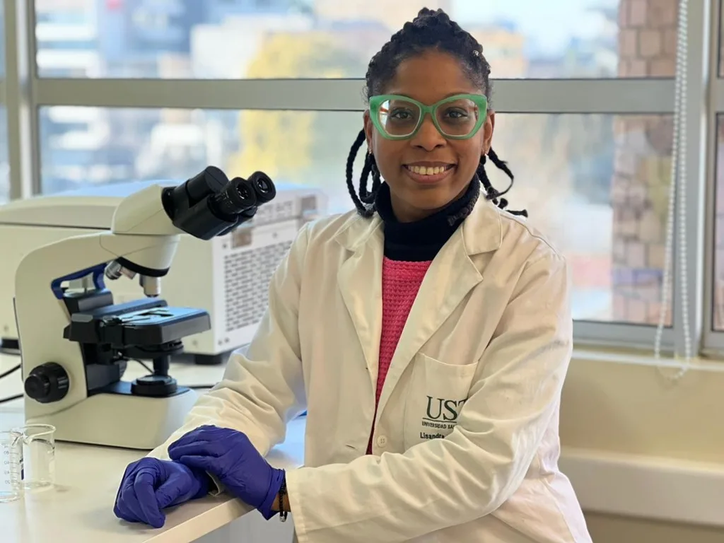 Investigadora de la UST Temuco impulsa desarrollo de biofármacos con inteligencia artificial y bioinformática