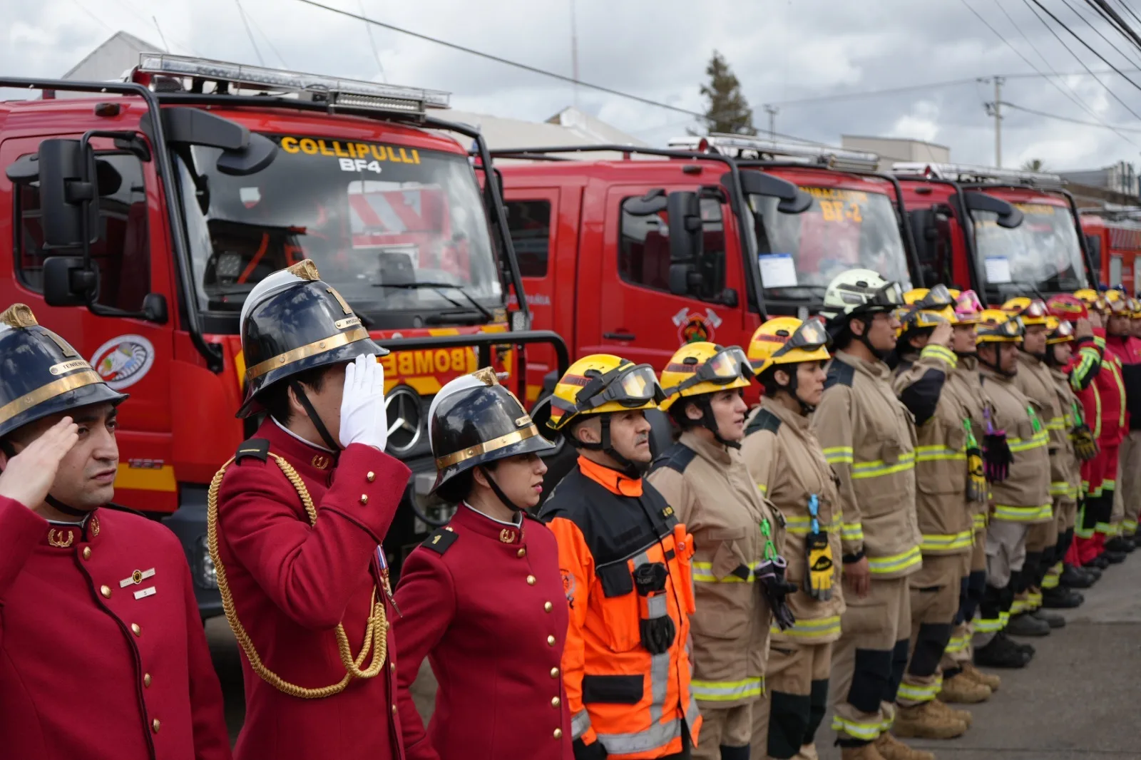 Nuevos carros forestales llegan a Bomberos de seis comunas gracias a inversión del Gobierno de La Araucanía