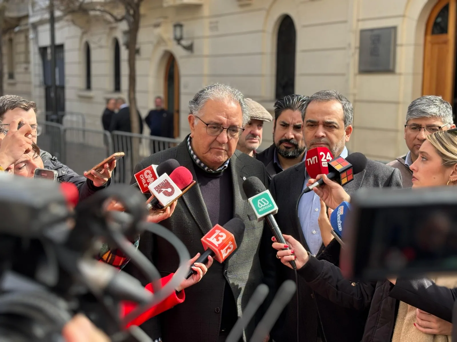 Senador Huenchumilla propone un nuevo subsidio para plantaciones frutales en La Araucanía: “Nuestra región puede ser líder de un nuevo polo frutícola en Chile”