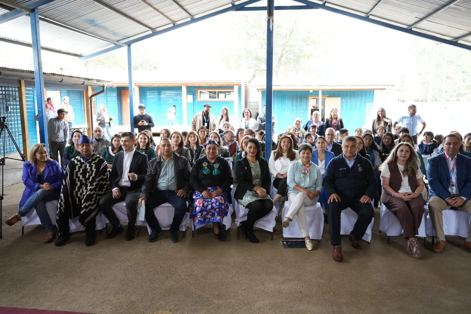 Gobierno Regional invertirá más de $10 mil millones para reconstruir la Escuela de Chomío en Padre Las Casas