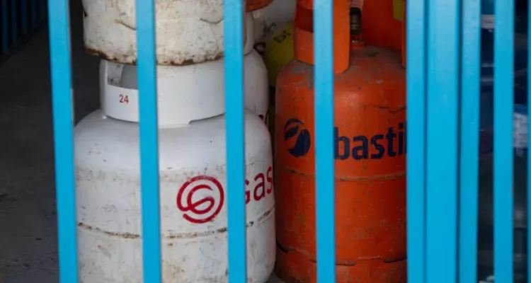 Gobierno aclara que subsidio del gas será transferido directamente a beneficiarios sin participación de municipios