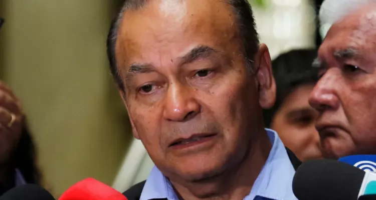 Ricardo Celis acusa al Gobierno de imponer su megarreforma en el Senado