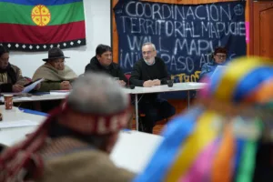 Encuentro entre René Saffirio y organizaciones mapuche aborda derechos indígenas y desarrollo territorial