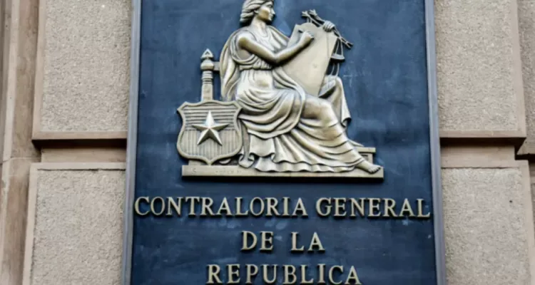 Informe de Contraloría revela cobros irregulares, fallas de control y conflictos de interés en aparcadero de Villarrica