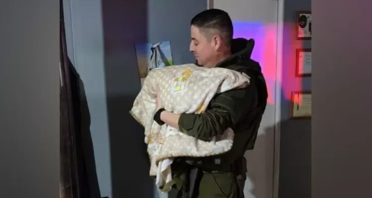Carabineros asisten parto de emergencia en Lautaro: madre aseguró que desconocía su embarazo