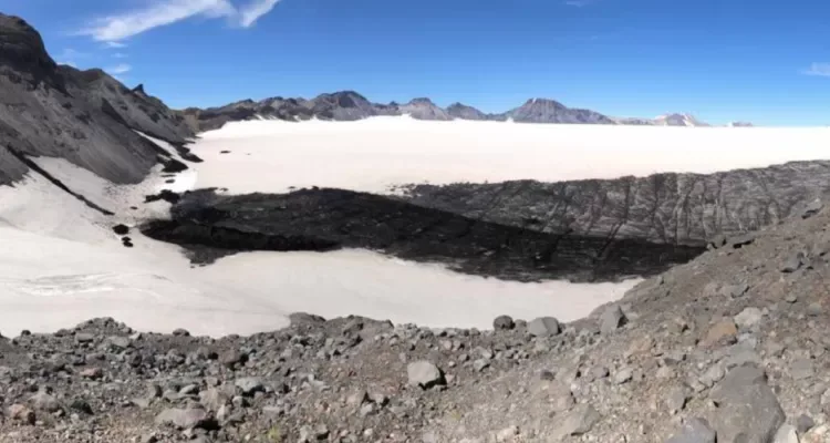 Glaciar Sollipulli perdió casi 70 metros de espesor y duplicó su velocidad de derretimiento en 14 años