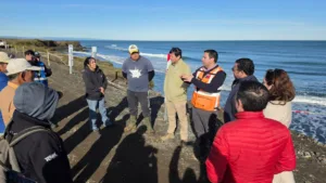 MOP cambiará trazado de camino costero en Teodoro Schmidt tras daños por marejadas