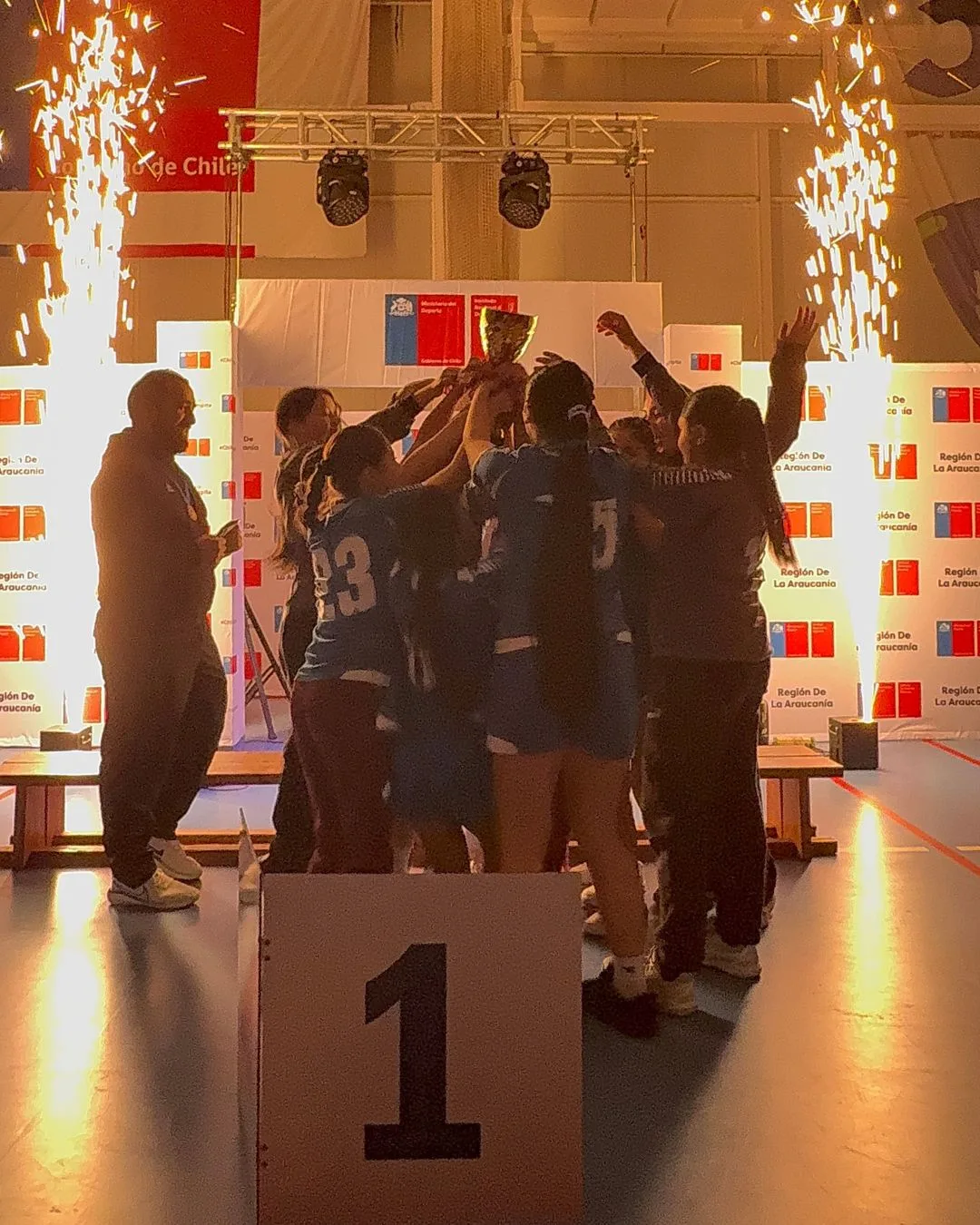 Angol y Villarrica se coronan campeones regionales de balonmano y van al Nacional