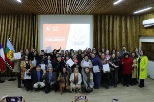 Gobierno Regional y UNAP impulsan programa para certificar y equipar a 160 cuidadoras de Malleco