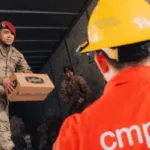 CMPC despliega ayuda para afectados por lluvias en Angol con maquinaria, alimentos e insumos básicos