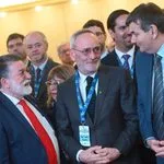 Gobernador Saffirio propone convertir pasos fronterizos en corredores de desarrollo para la Macrozona Sur