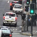 Ocho inspectores municipales lesionados y cinco detenidos tras violento ataque en Temuco