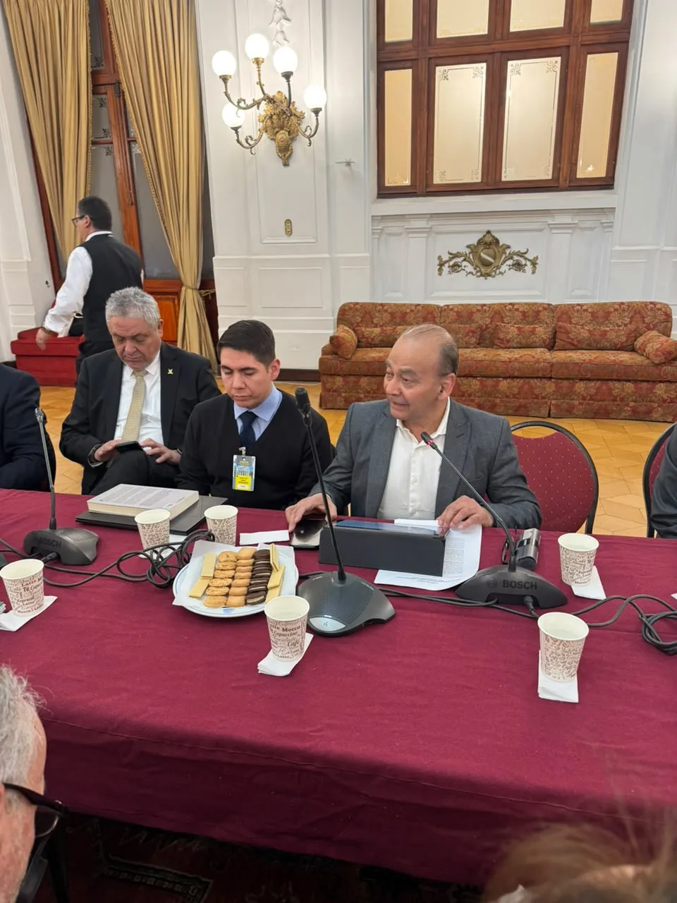 ¿Qué profesionales necesitará Chile? Senador Celis impulsa mesa para anticipar el trabajo del futuro
