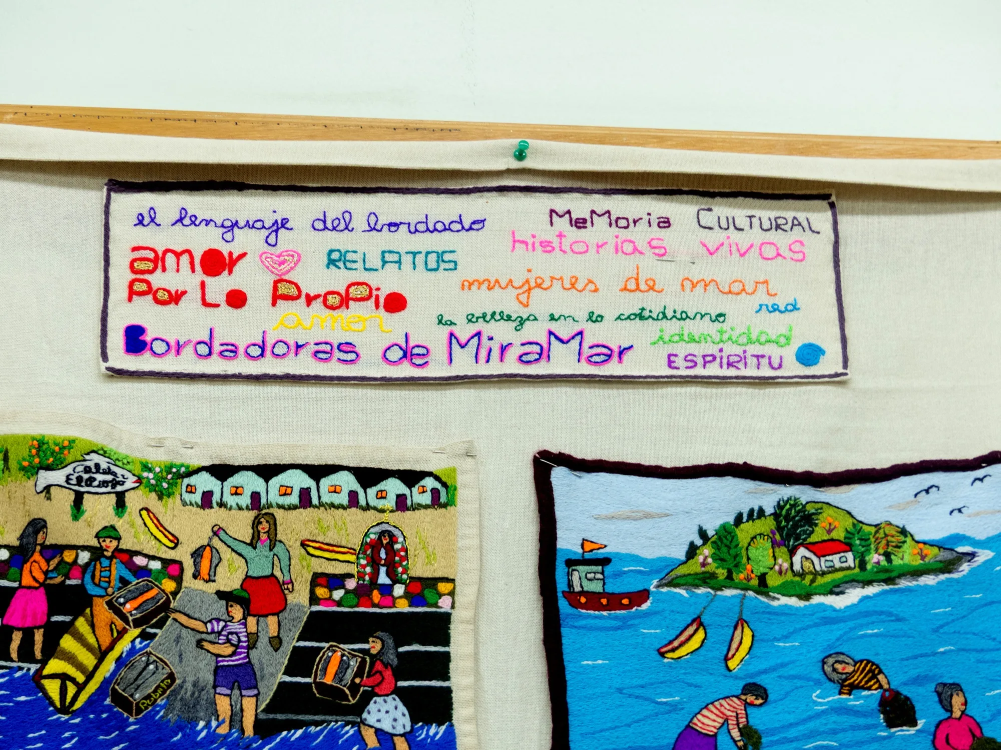 Quince artesanas de La Araucanía fortalecen sus técnicas textiles en programa Vamos Brotando