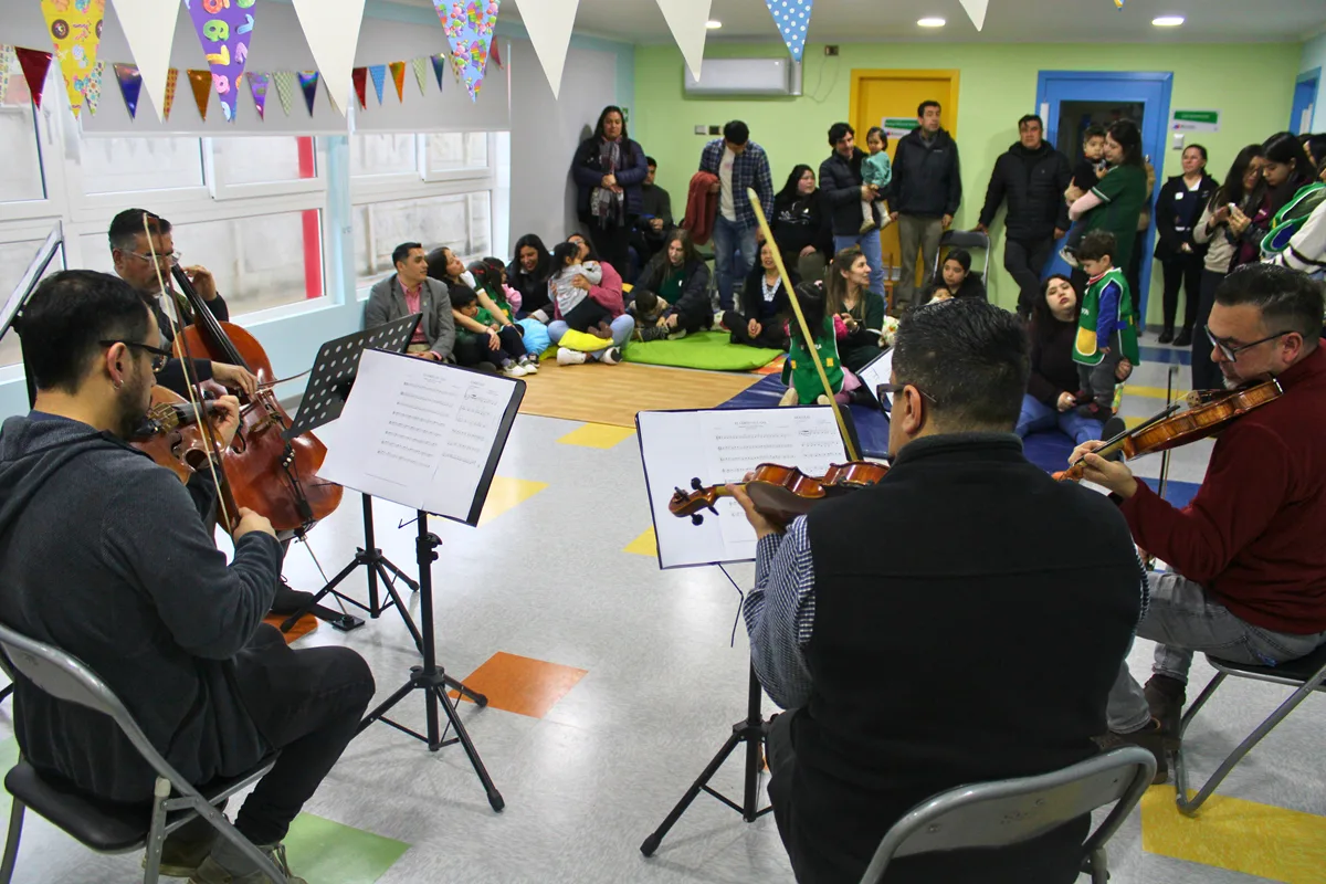 Orquesta Filarmónica de Temuco lleva la música a la primera infancia en Loncoche