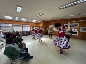 Desarrollo Social y Cáritas compartieron una jornada de celebración con personas mayores del Albergue Protege en Temuco