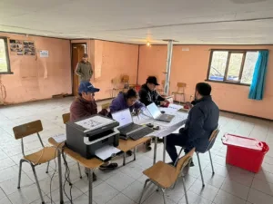 Frontel acerca sus servicios a comunidades rurales de Lonquimay con oficinas en terreno