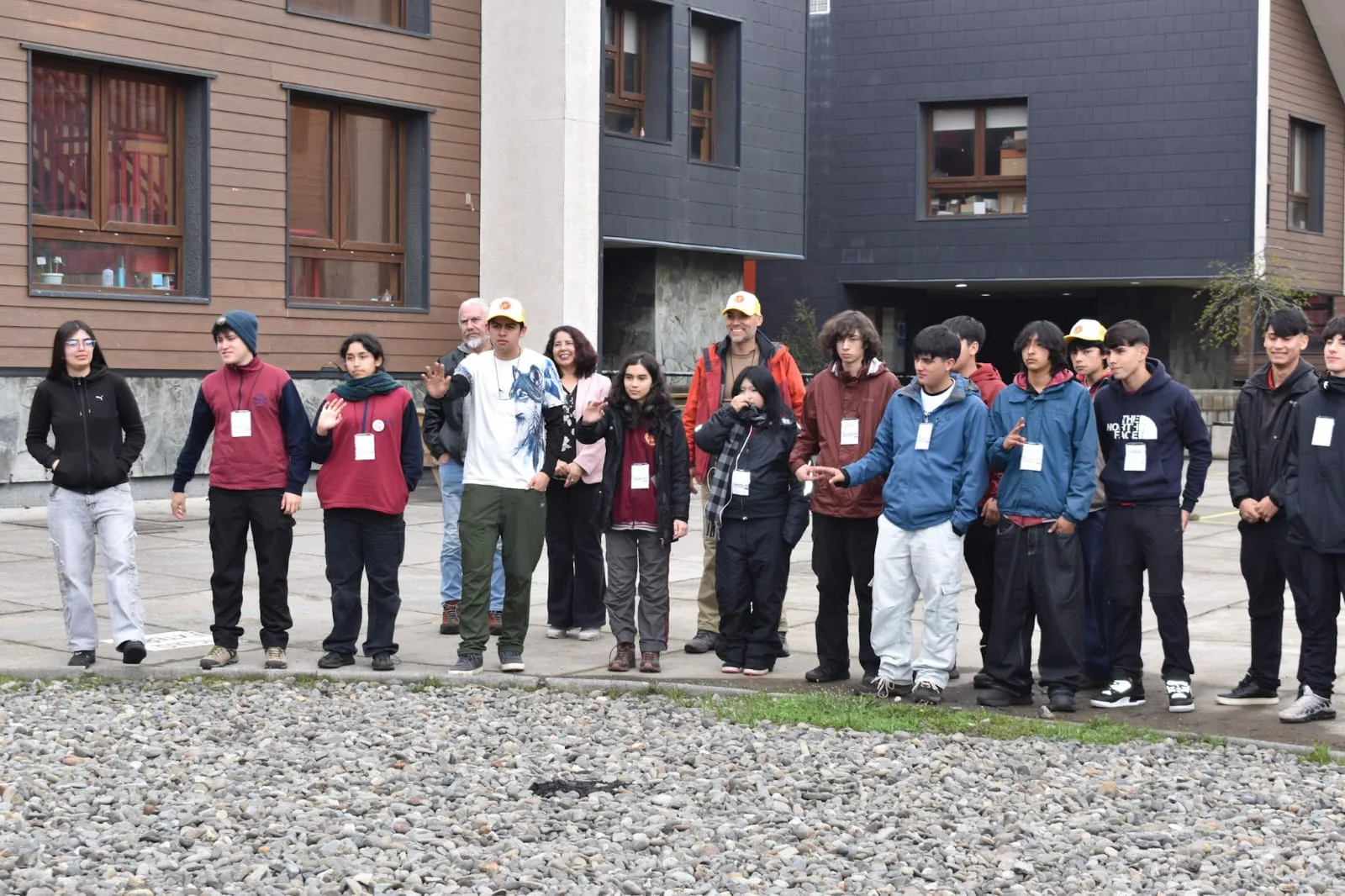 Estudiantes TP protagonizan primera Cumbre de Turismo y Hotelería de Montaña en Lonquimay