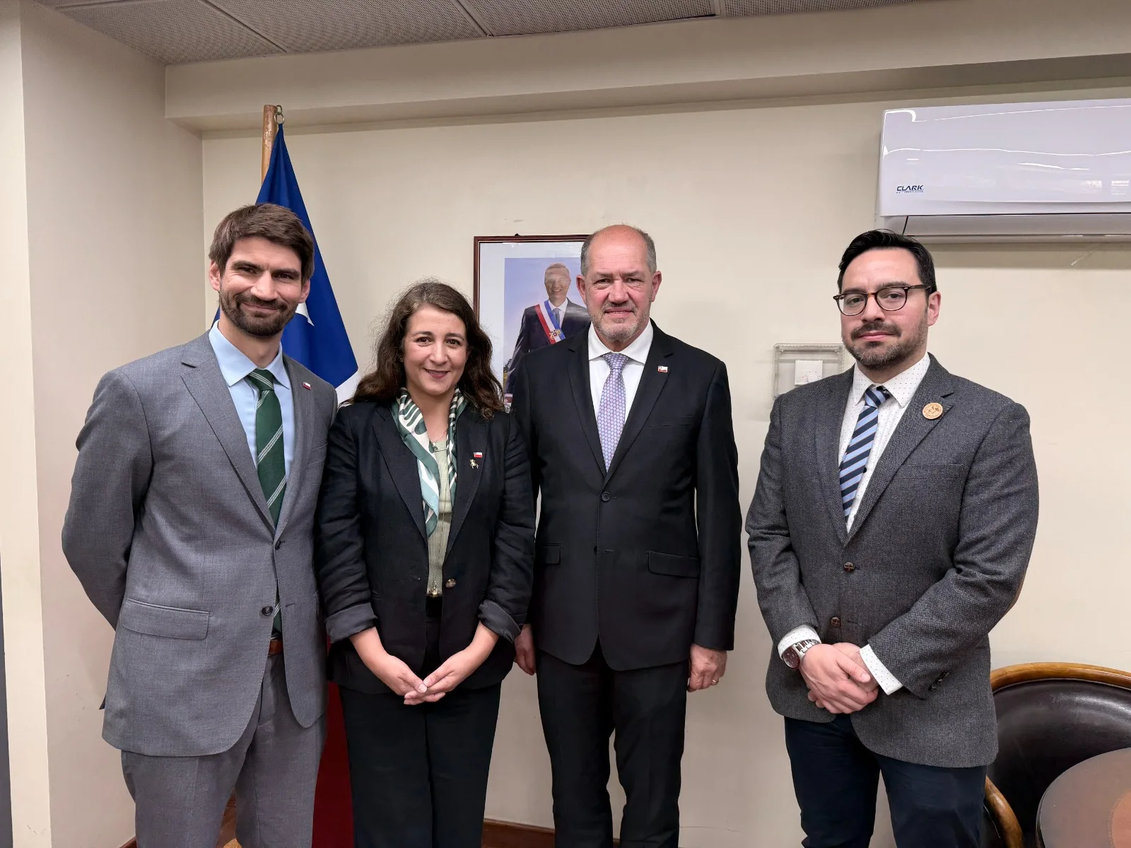 Mesa Regional de Gestión del Cambio revisa los avances del traspaso de las áreas protegidas en La Araucanía