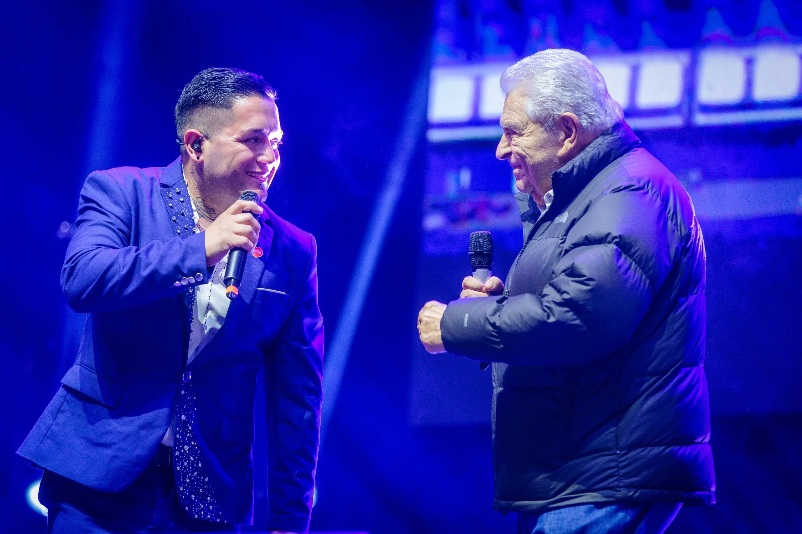 Con la visita de Mario Kreutzberger y más de 20 mil personas: así se vivió el masivo show de la Gira Teletón en Villarrica