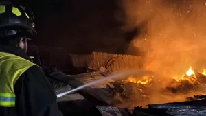 Atentado incendiario en Angol deja al menos cuatro máquinas forestales destruidas