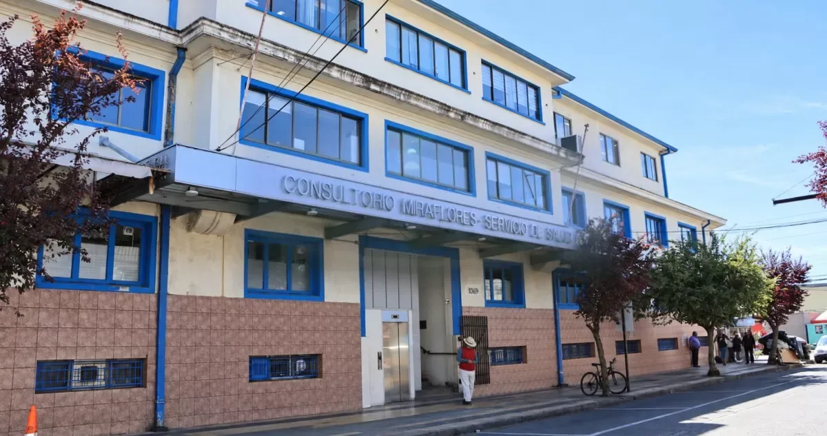 Destituyen a médico del Consultorio Miraflores de Temuco investigado por presuntos abusos sexuales