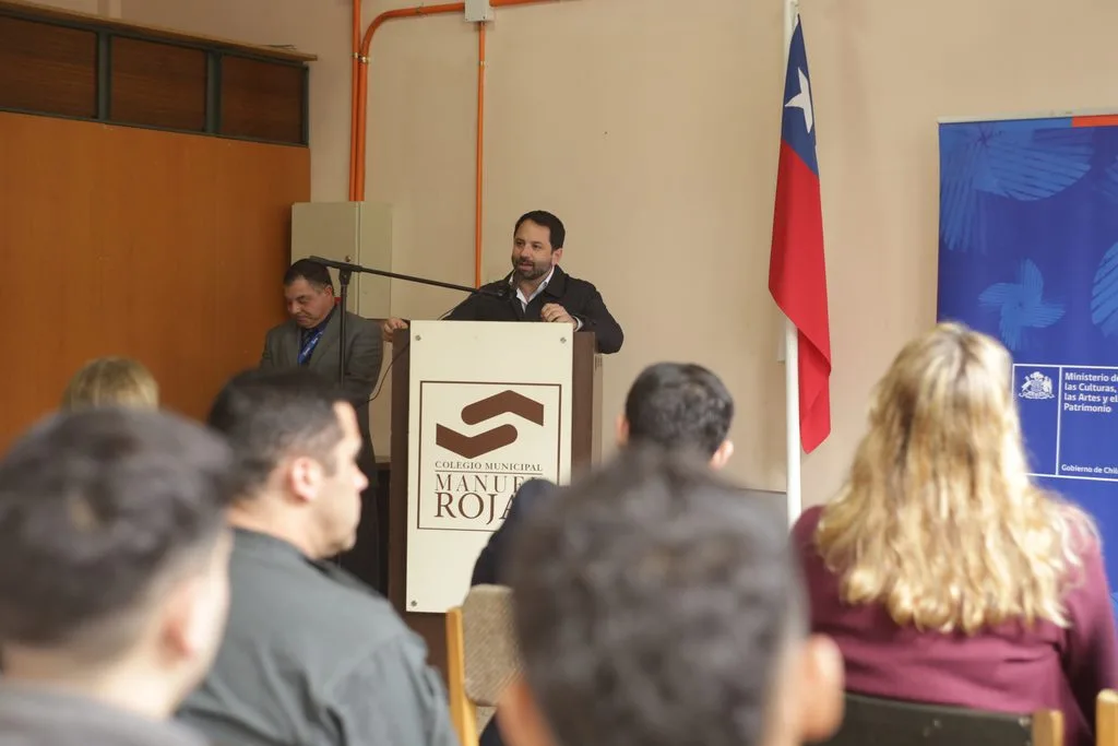Temuco: 29 personas privadas de libertad se certifican en escritura creativa