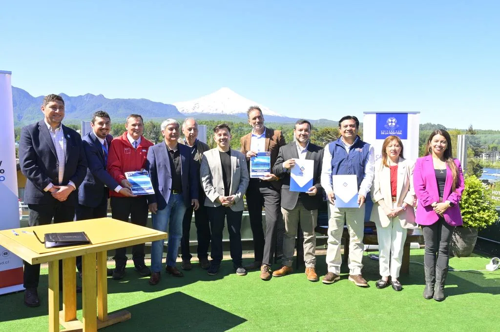 Araucanía Lacustre impulsa el turismo sostenible con acuerdo para proteger el lago Villarrica