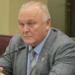 Senador Becker por pérdidas en fondos D y E de las AFP: “El que las hace, las paga”